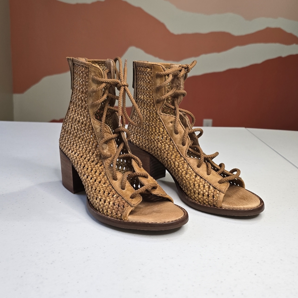 Veracruz Artisans Ankle Shoetie Sz 37 US SZ‎ 7 Womens Brown Zip Gladiator Boho
